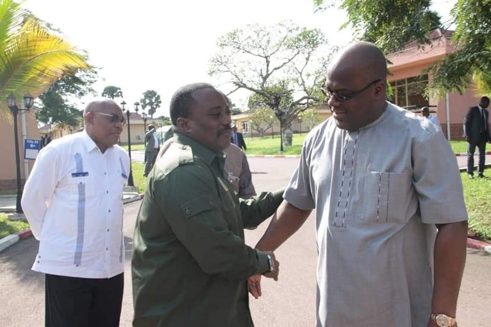 Joseph Kabila échangea en toute convivialité avec son successeur, aux côtés de François Beya et de François Mwamba.