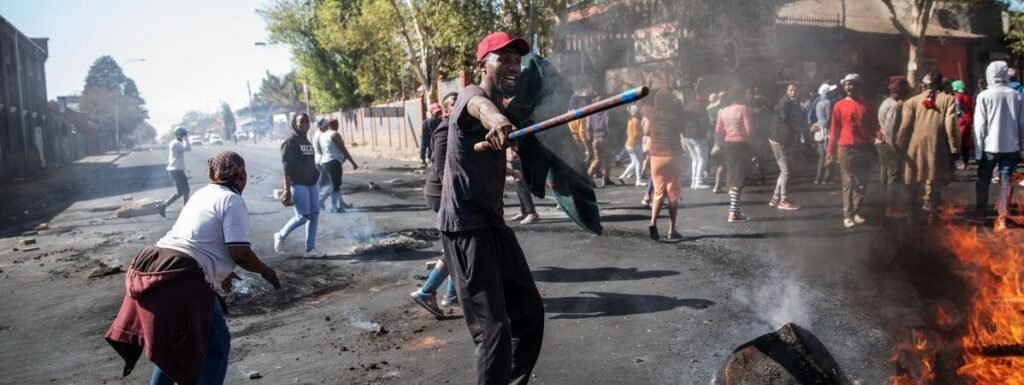 Xénophobie en Afrique du Sud : Des Congolais victimes des attaques violentes des gangs DouDoula